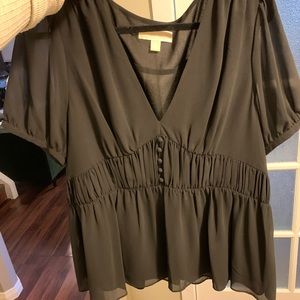 MK short sleeve blouse